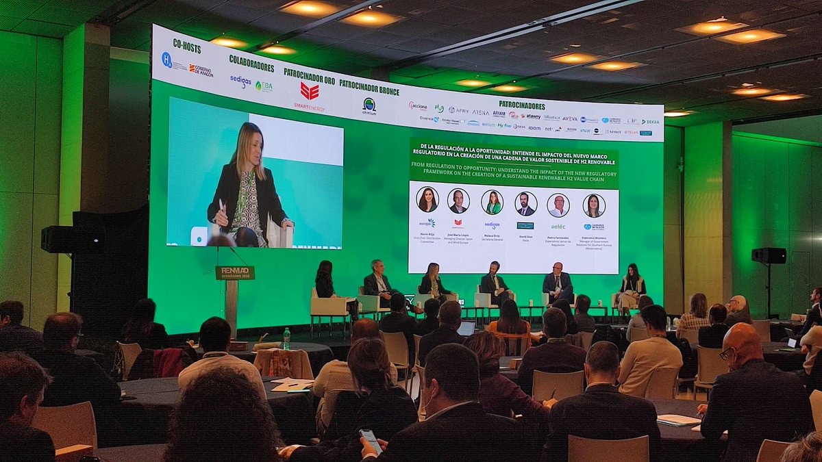 Nuestra secretaria general, Naiara Ortiz de Mendíbil,  participó ayer en la primera sesión de #RENMADHIDROGENO en una interesante mesa de discusión donde se ha debatido sobre los nuevos desarrollos y marco regulatorio del #hidrógenorenovable.

👉Compartimos aquí algunas de sus