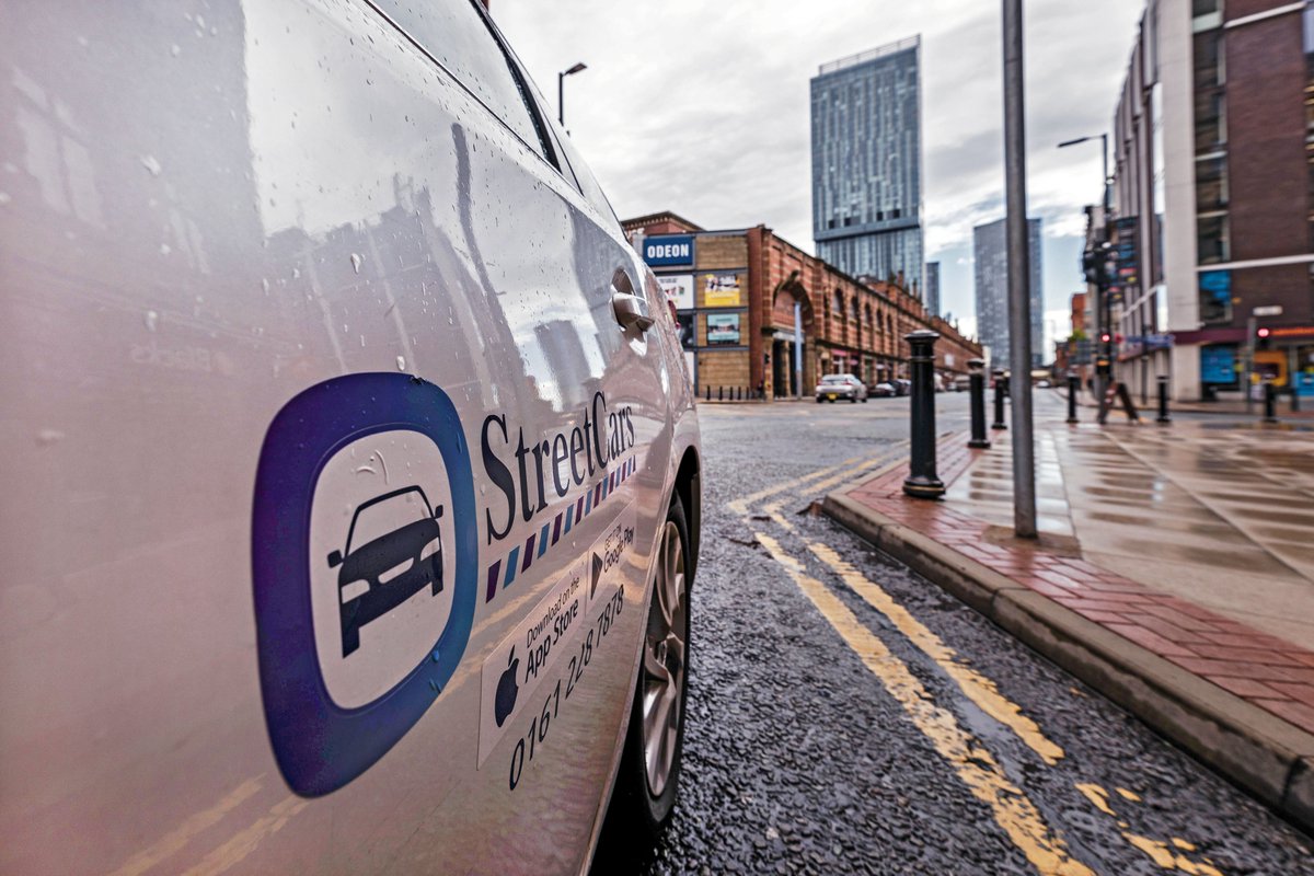 streetcarsmcr's tweet image. Rainy days in Manchester call for a comfortable ride 🌧️  Skip the puddles and stay dry with Street Cars!  
📞 0161 228 7878 
🌐 streetcarsmanchester.co.uk 
#StreetCarsManchester #PrivateHire #PrivateTaxis #StreetCars #ManchesterCity #Deansgate
