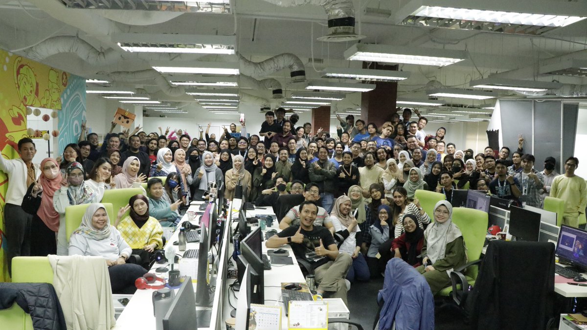 Profile Picture vs. tagged photo (Monstaff edition) 🤣
#Monsta15Anniversary