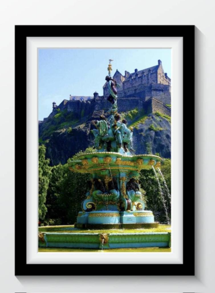 25th January celebrates Burns Night, for one of Scotland's favourite poets Robert Burns. There are some beautiful places in Scotland. Ross Fountain here. Edinburgh. etsy.com/uk/listing/141… #unframedphoto #A4photo #photos #etsyshopuk #homeideas