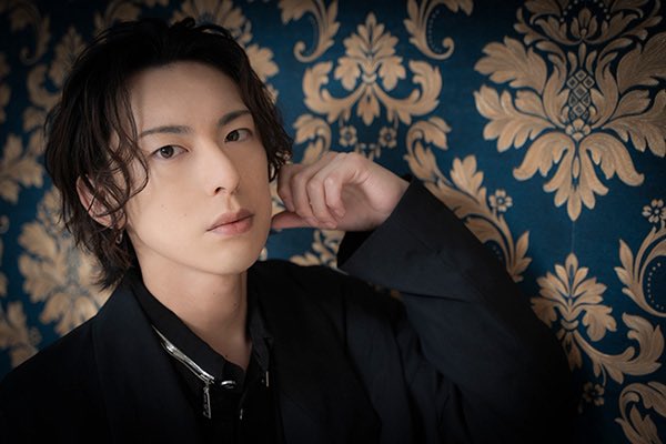 TeamHANO's tweet photo. 💐1月17日発売💐
北園涼
『RYO KITAZONO BEST～2019-2023～』

1.Ark 
作編曲：土性達也
Bass：土井達也(HANO)

4.Hero 
作詞・作曲：田中俊輔
編曲：廣澤優也(HANO)・田中俊輔
Guitar：藤井健太郎(HANO)
Bass：土井達也(HANO)
Add Prog：日直伸次(HANO)
コーラス歌唱：田中俊輔

担当致しました✨️ https://t.co/rgzICPl3QD