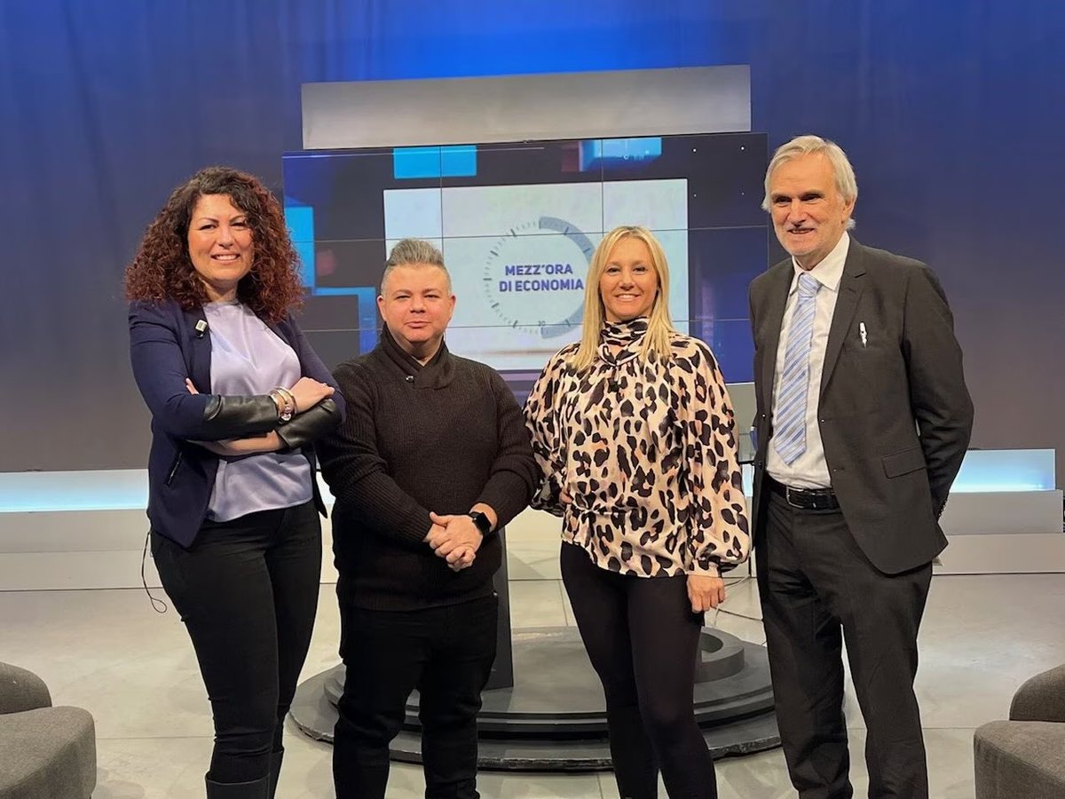 In onda stasera il nuovo programma #mezzoradieconomia. I fatti e le evidenze più significative sullo stato di salute dell'#economia in #Lombardia oggi, in un format chiaro e snello. Si parte con l’#altomilanese dove l’#artigianato si concentra sulla #nicchia