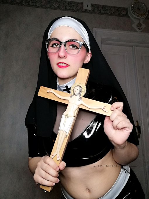 Me and my bestie 😈🙏 https://t.co/L1g9ADNqKH