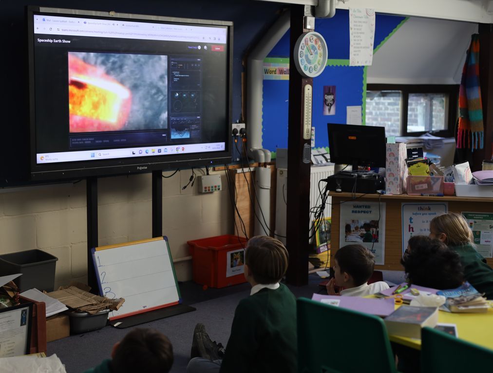 StMargaretsBN2's tweet photo. Year 5 had so much fun taking part in an interactive space lesson with @SpacefundJo this week! They learned all about satellites , space and even had a go at launching a rocket! 🚀🛰️☄️🌌
@STEMHUB_SE #SpaceshipEarth https://t.co/Z3Wmy9fOhI