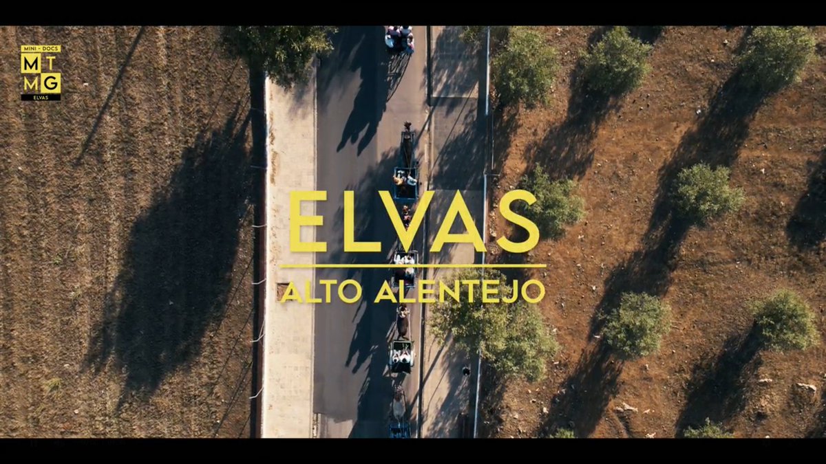 Os Romeiros de Vila Boim em destaque num mini documentário do Sapo.
"Com as carroças enfeitadas, puxadas por mulas, os romeiros de Vila Boim marcam presença nas Festas de São Mateus, em Elvas.

Manter as nossas tradições e perpetuar memórias