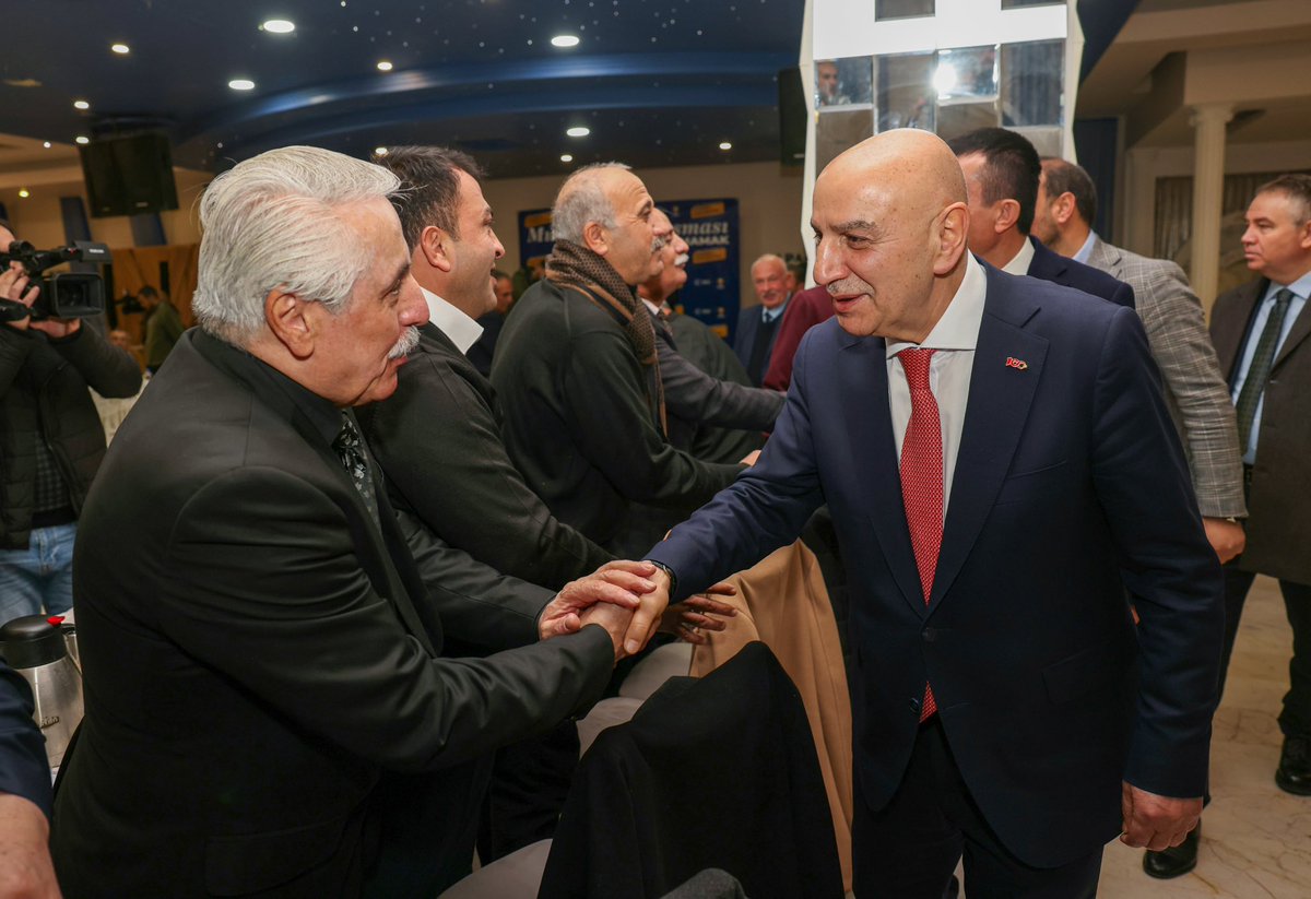 Sorunları biliyoruz, verilen ve yerine getirilmeyen sözleri biliyoruz! Çözüm üreterek, mağduriyetleri gidererek #Ankara’mızın gönlünü biz alacağız!

📍Mamak Muhtarlar Buluşması

#HazırızKararlıyız