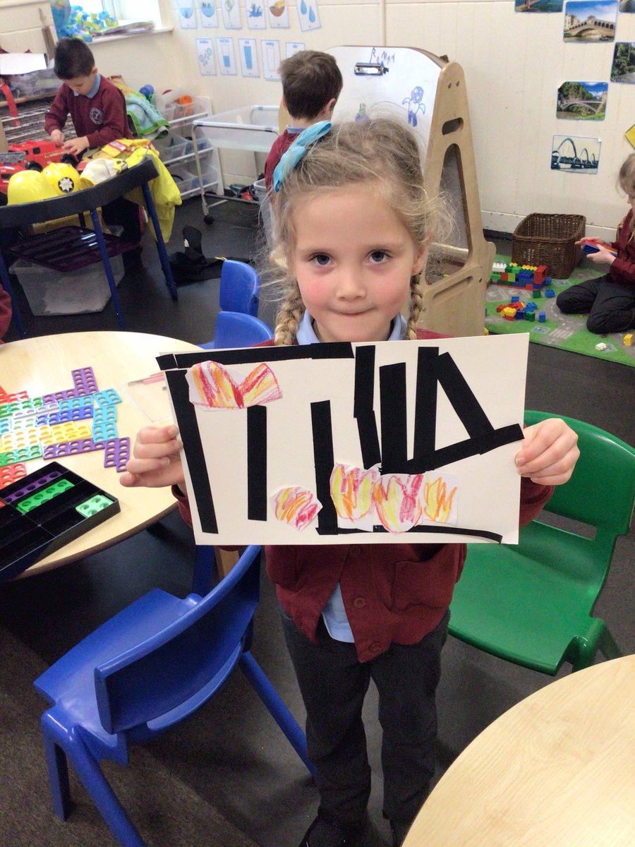 StBedeSacriston's tweet photo. Class 1 are learning about the Great Fire of London today. We have lots of creative play happening and we have imagined what it would be like to be in the fire using our senses!! We have also learned to sing ‘London’s Burning’. Ask us to sing it at home! 😁#understandingthepast https://t.co/WOI6bRAoNX
