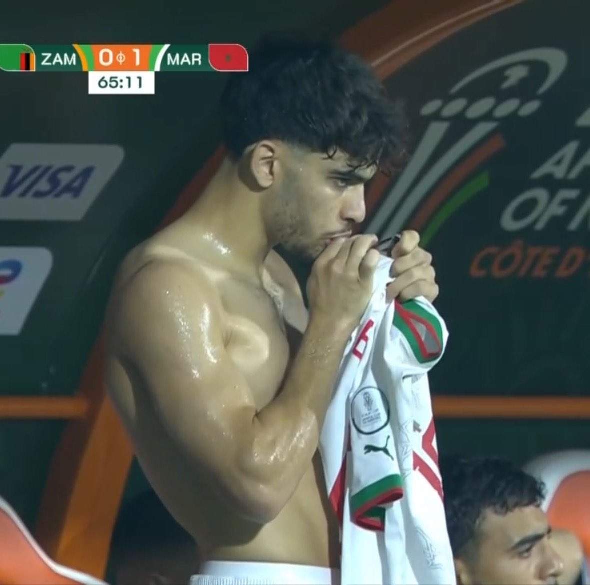 Même si il fait le pire match comment tu veux en vouloir à ce zigoto ? 😭