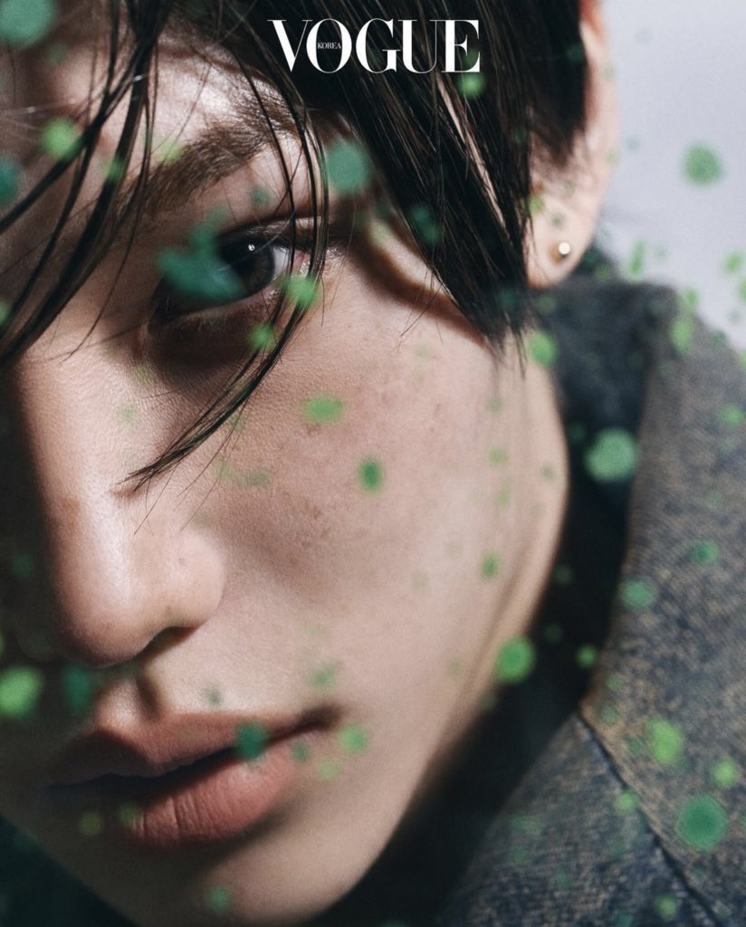 FELIX0DETAILS's tweet image. vogue x felix