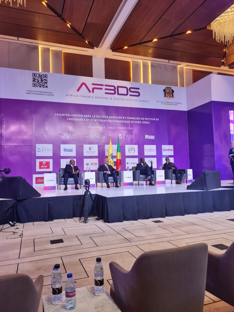 Naboufall's tweet photo. Bonjour Brazza #AFBDS summit
Les enjeux de la digitalisation financière pour l'inclusion dans la zone Cemac #iCPublications #Pamipartners #pasdevacancesCaniques "Je surveille le fleuve" 🇨🇬🇨🇩 https://t.co/iXf8jSpRwS