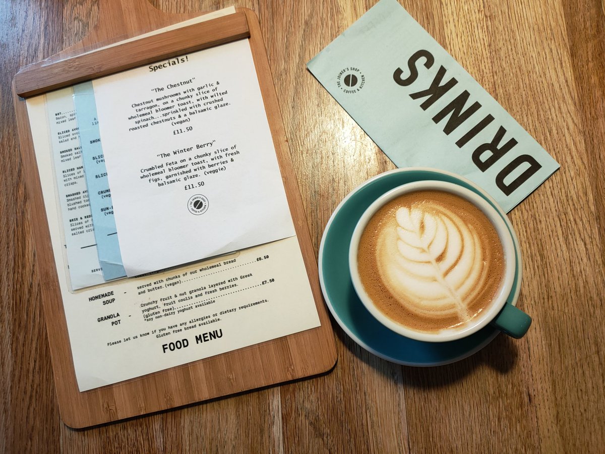 Open 10-4 😍🍽️🥓🥐🍅🥑🥚🫖 #brunch #northyorkshire #coffeeshop #thejoinersshop #inglebycross #specialitycoffee #latteart #baristalife