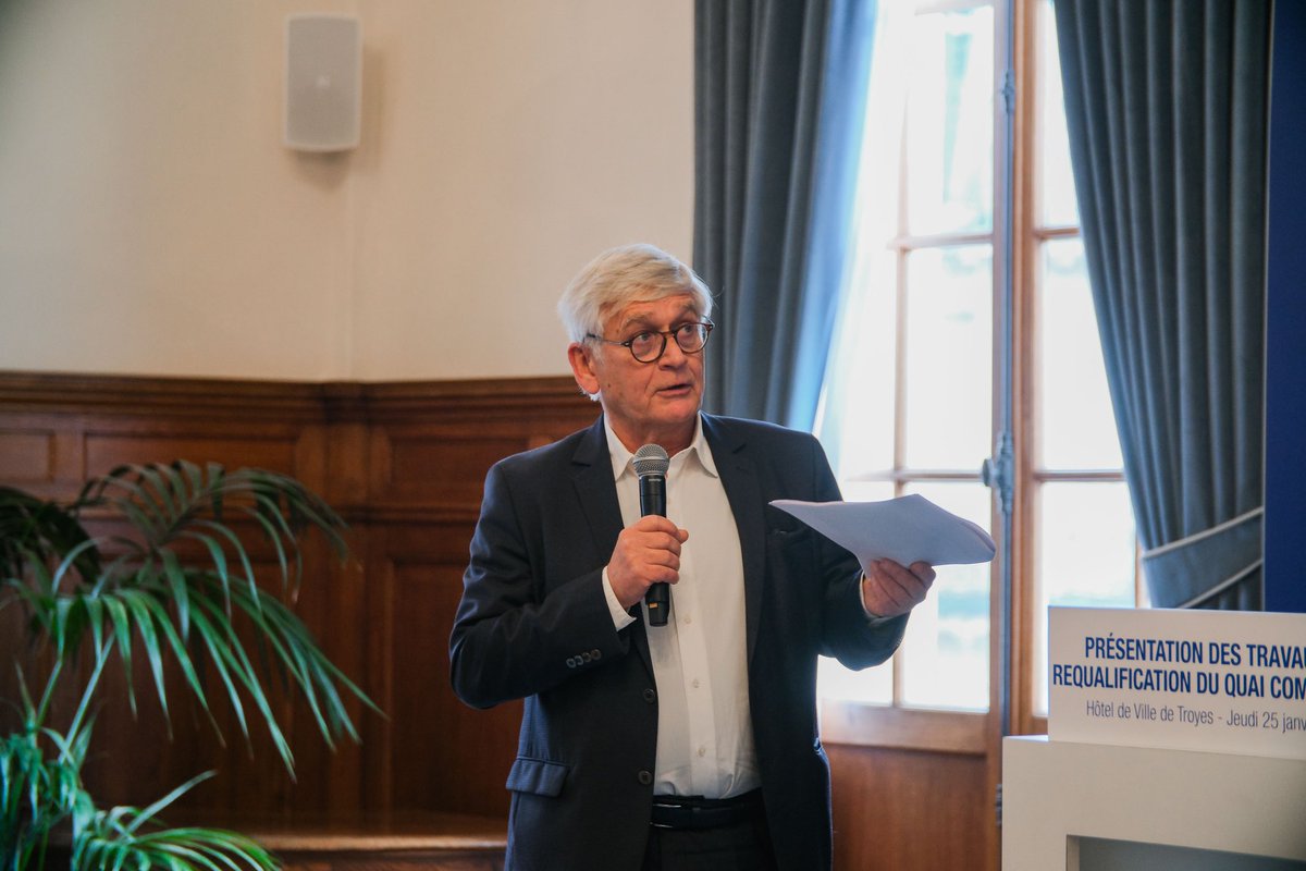 LE QUAI COMTE-HENRI DÉVOILÉ
Annoncé à la rentrée, la requalification du quai du Comte-Henri a été présenté ce matin avec 4 objectifs : 
• Créer une promenade autour du bassin
• Créer un îlot de fraîcheur
• Valoriser le patrimoine
• Faciliter la circulation piétons/cyclistes