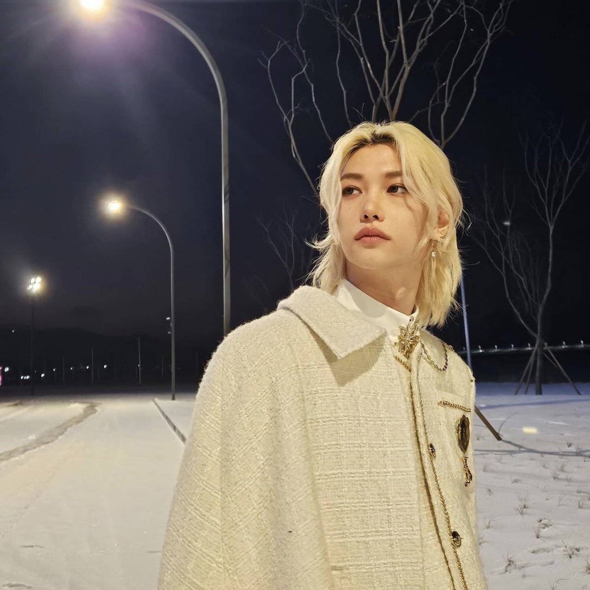 FELIX0DETAILS's tweet image. prens felix