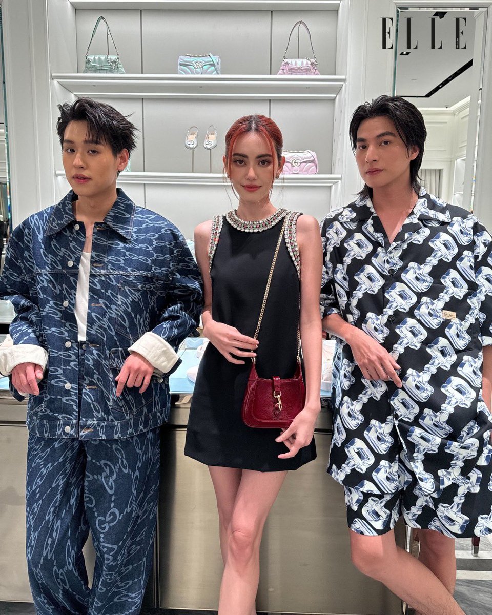 ELLEThailand's tweet photo. ส่องลุคหนุ่มสาว Gucci! ใหม่ ดาวิกา @DavikaH , กลัฟ คณาวุฒิ @gulfkanawut และ บิวกิ้น พุฒิพงศ์ ในโททัลลุคจากคอลเล็กชั่น Spring/Summer 2024 สำหรับการมาร่วมงานเปิดบูติกโฉมใหม่ของ @gucci ต้องบอกว่าวันนี้แต่ละคนดูดีกันสุดๆ 

#ELLEreports 
#GucciPhuket 
#Davikah #GulfKanawut #bbillkin https://t.co/FXIkovsj78