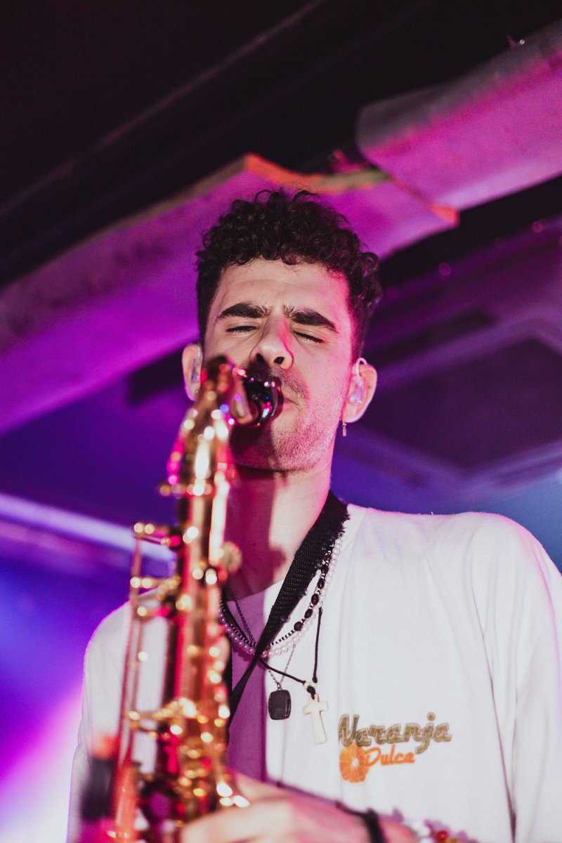 lucamomusic's tweet photo. I still can’t quite believe it happened!! 
Thanks to everyone who was there on Friday I am so grateful 🫶 And thank you so much @boileroom @f.m.t_events + @mollysingersongwriter for having me. Love love love !!! 🧡🙌 https://t.co/hYUX4z9SfJ