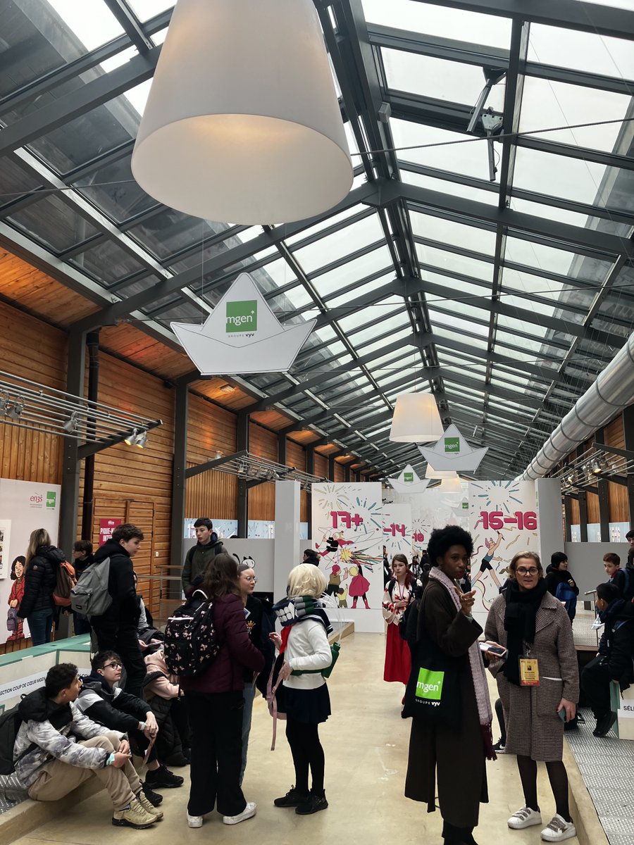 [#MGENPartenaire] Le festival de la BD a ouvert ses portes aujourd'hui à #Angoulême ! 🎨

Cette année encore MGEN, parraine "le Quartier Jeunesse" :  des expositions, des activités, un coin lecture et des ateliers sont à découvrir durant 4 jours ! 

#FIBD2024 #BD2024