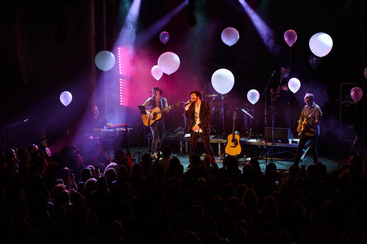 Bostakfilms's tweet photo. Increíble experiencia en el concierto de @Marwanmusica , estos son algunos de sus mejores momentos🔥🎶 https://t.co/R9Y5WBzyaA