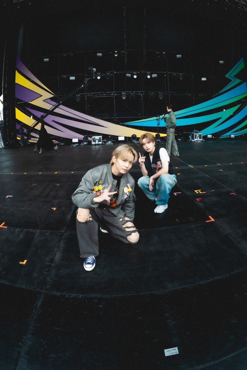 fantastics_fext's tweet photo. 今日は #メンディー さん
#佐藤大樹 くんの
お誕生日です🍰

本当におめでとうございます🎉

いつも優しいお二人‼️

おめんでぃーさんです✨

#FANTASTICS
#GENERATIONS
#EXILEBHAPPY
#慧人の独り言

木村慧人 https://t.co/kDOcoSAkIC