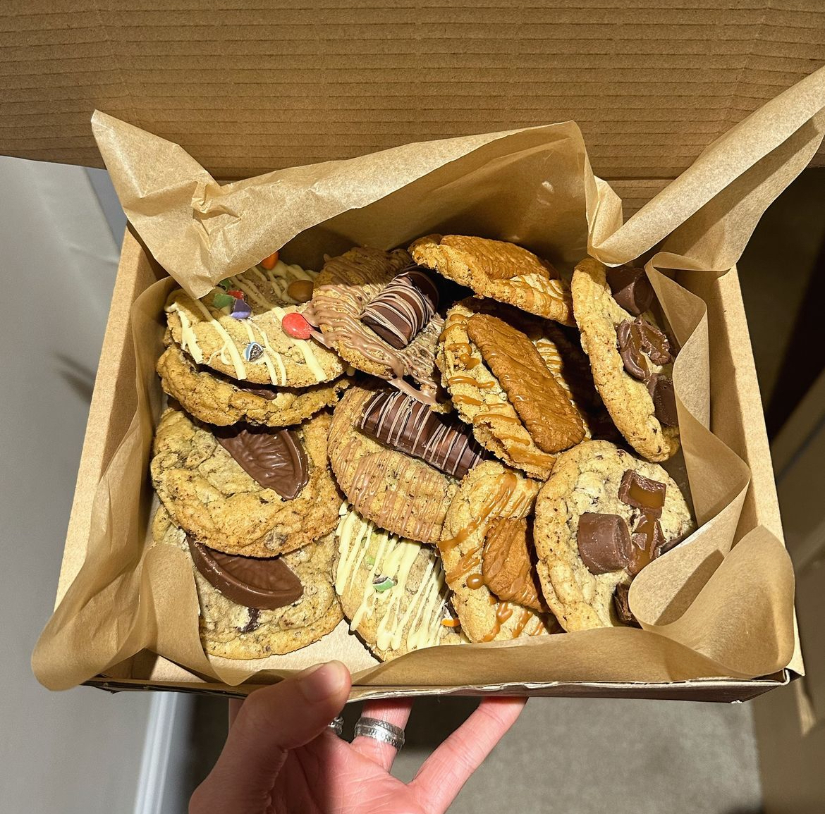 Introducing our newest member, #WildewoodBakery!

Specialising in delicious cookies, traybakes and celebration cakes using locally sourced ingredients – why not treat yourself to something tasty this weekend while supporting a small local business? 🍪🍰

newforestmarque.co.uk/wildewood-bake…
