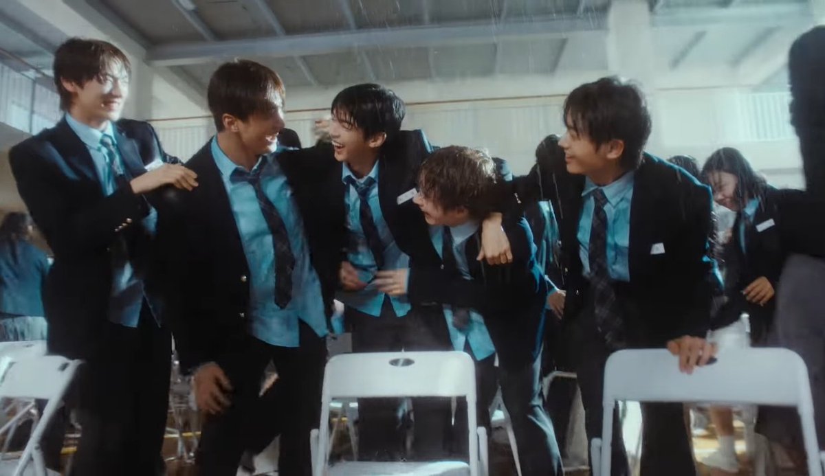 앙탈권위자 tweet media