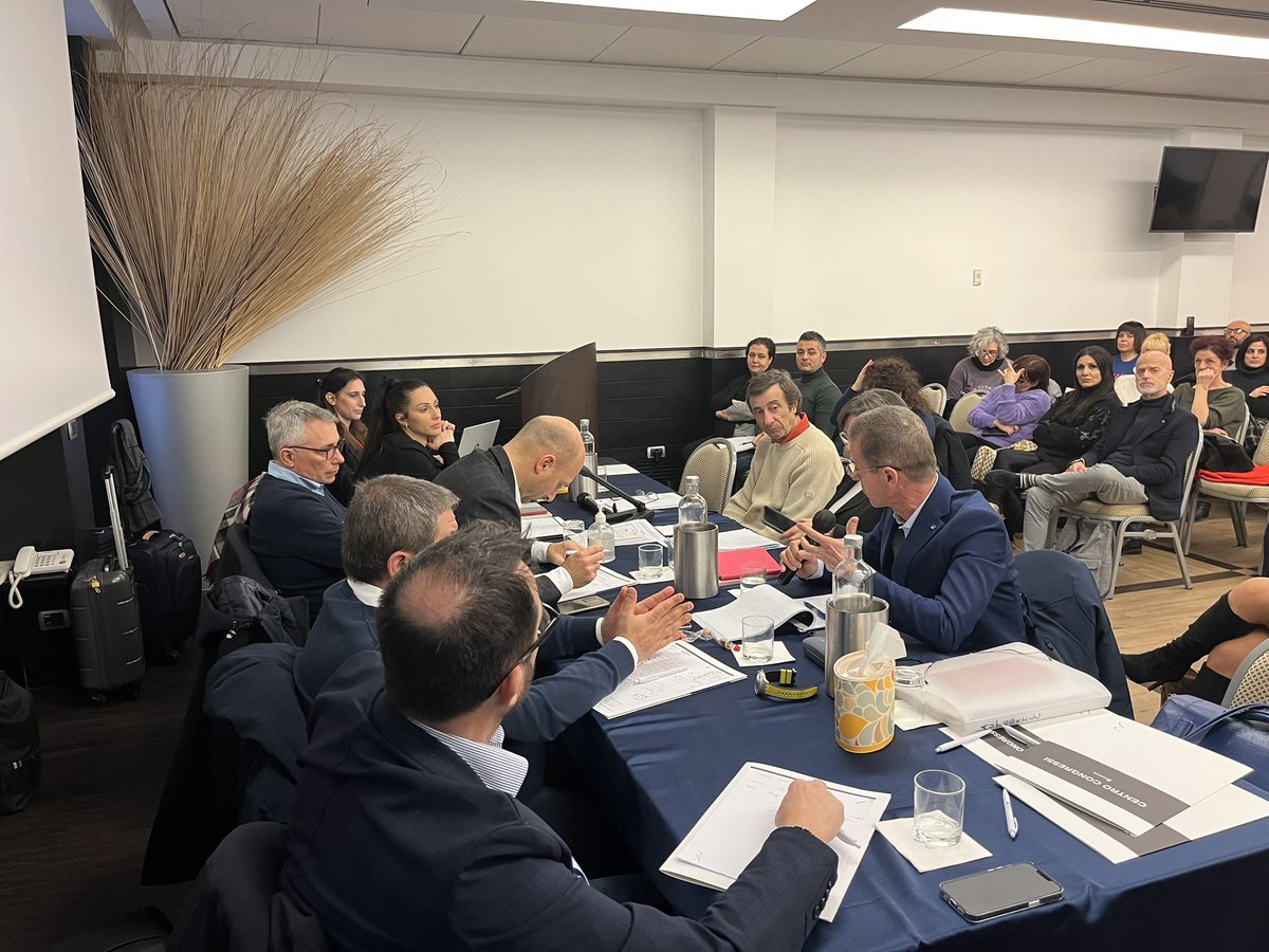 #Autogrill #NuovaSidap Incontro in presenza a Roma in vista dell'avvio delle trattative per il rinnovo del #Contratto integrativo applicato a oltre 6mila dipendenti. Confronto su nuove assunzioni, trasformazione dei #PartTime, #Welfare e relazioni sindacali territoriali