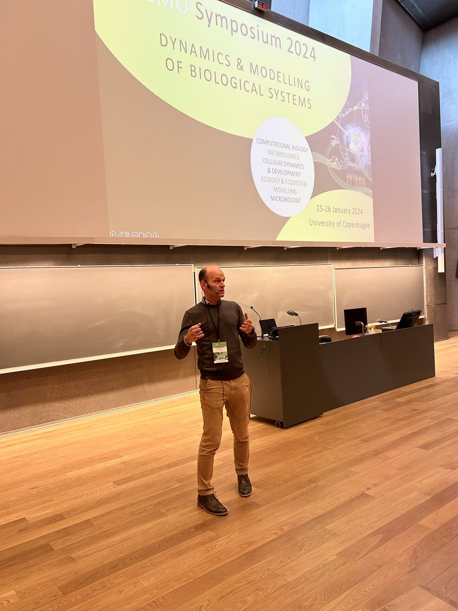 The DANEMO Symposium 2024 ‘Dynamics and Modelling of Biological Systems’, have finally kicked off! Here DANEMO chair Kaare Teilum, welcome all of the participants to the symposium 💪🏻