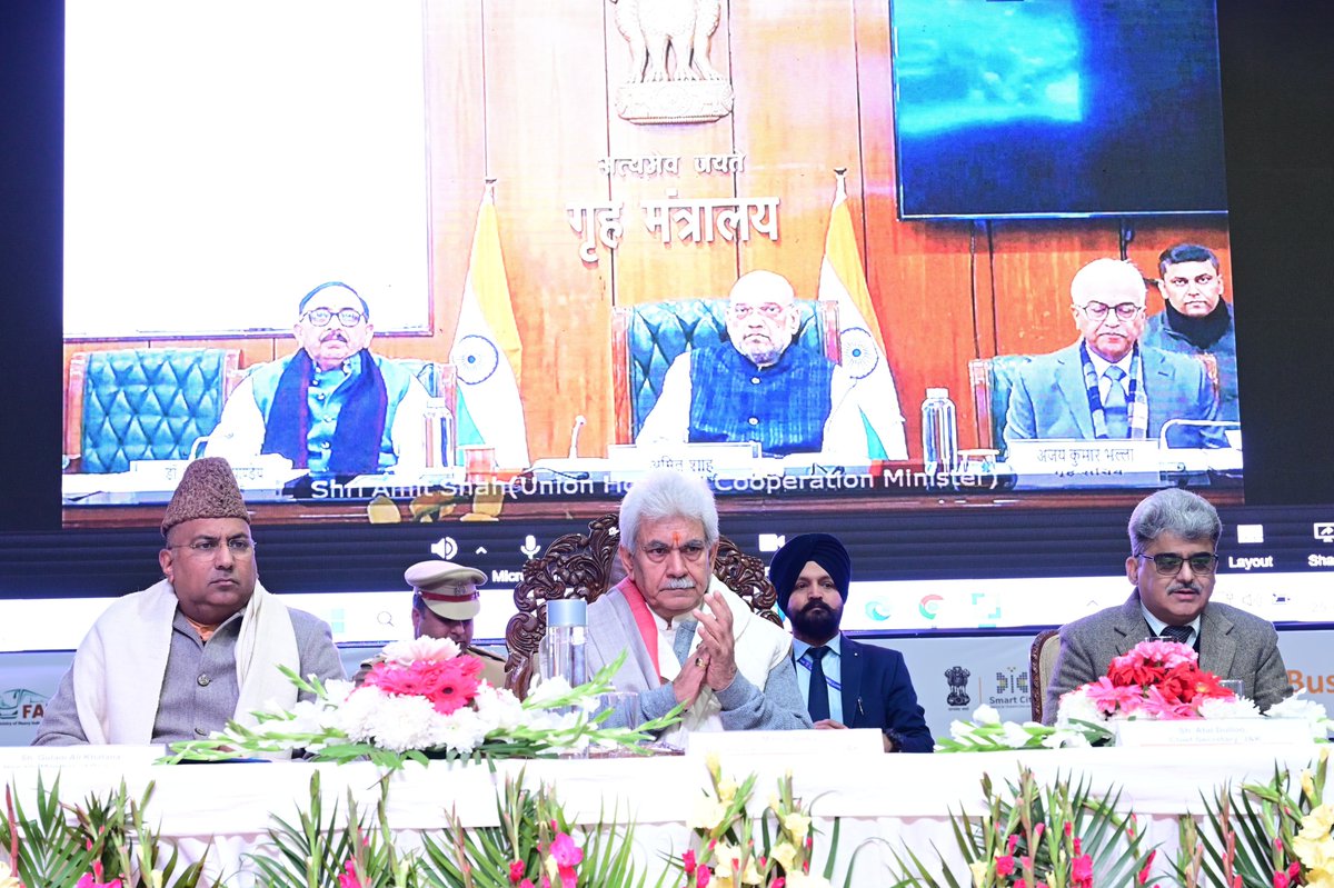 OfficeOfLGJandK's tweet photo. I am grateful to Hon’ble HM Shri Amit Shah Ji for giving highest priority to overall progress of J&amp;K UT. Today, 885 compassionate appointment letters were released,which is a testimony to our commitment to ensure families of martyrs &amp; hardworking employees live a life of dignity. https://t.co/RPKwsaSNGi