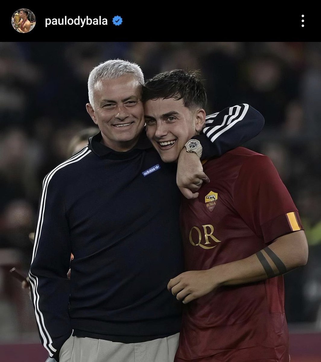 Out Of Context Football tweet media