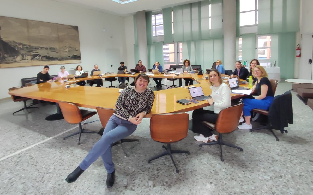 beatriz_marin1's tweet photo. 🍝A wonderful way to start this year's work trips! ENACTEST meeting in Naples #enactest @enactest_eu https://t.co/ZgR6UlLRBh