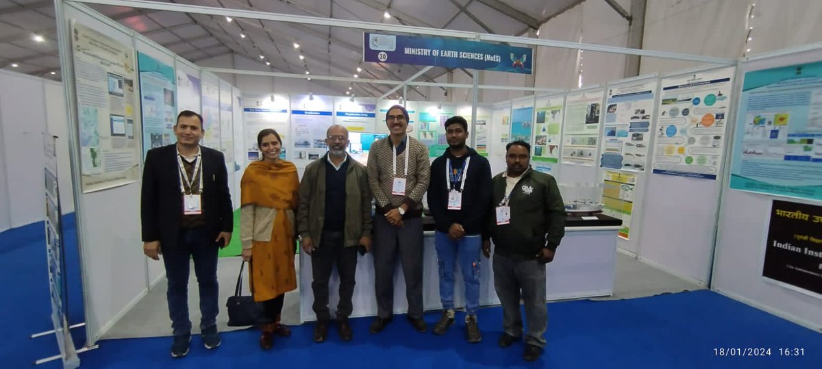 Dr. Rasheed, Dr. Kuberan & Dr. Ramu from CMLRE @ India International Science Festival (IISF) held at RCB Campus,Faridabad from 17-20, Jan 2024 .