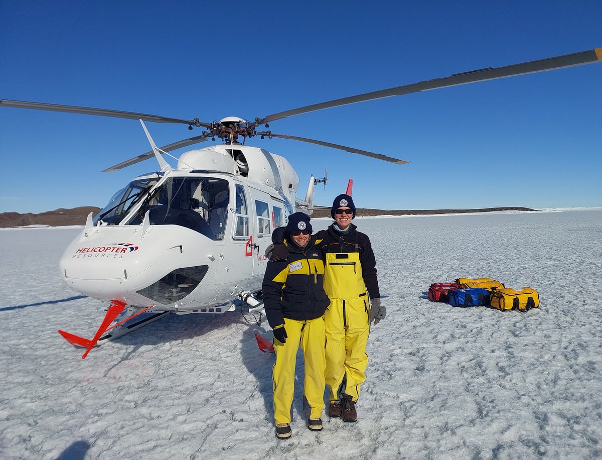 Commuting Bunger Hills style 🚁🚁 this is how the seabird team gets to work every day! 🐧🐧