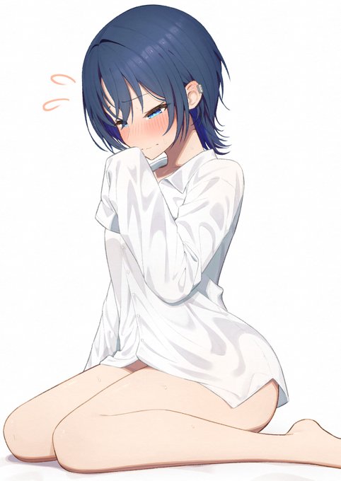 #青ペン 
これは作画資料で買った男性用Yシャツを着たら思ったより肩幅が広くて自分が女の子であることを自覚し
恥ずかしくなっちゃう青くん 
