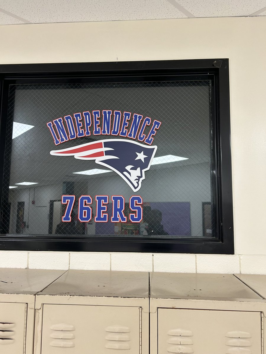 Mark Watson Jr. (@coachmarkwatson) on Twitter photo Thanks to <a href="/CoachOwensIHS/">CoachOwensIHS</a> for having the Flashes in the building today! #FLASHFLYOVER #KentGRIT⚡️ Thanks to <a href="/CoachOwensIHS/">CoachOwensIHS</a> for having the Flashes in the building today! #FLASHFLYOVER #KentGRIT⚡️