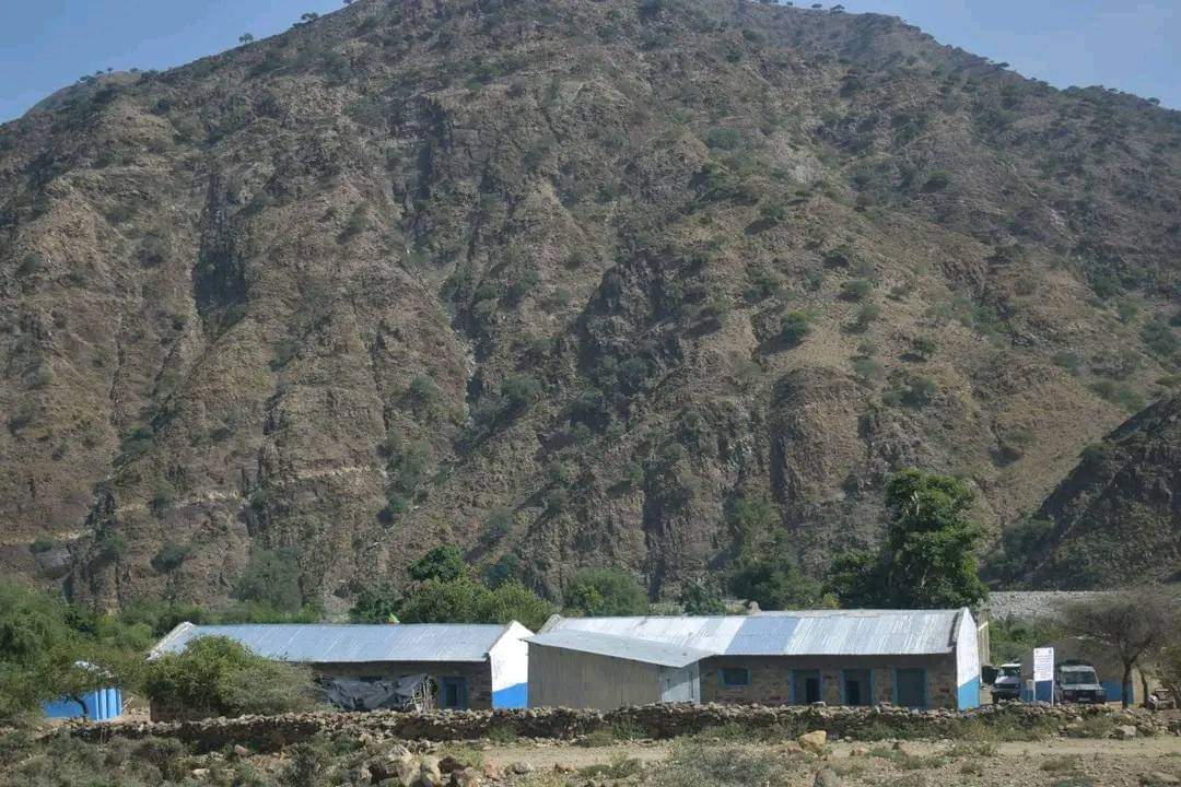 We would like to thank plan international Spanish non profit organization that facilitated reconstruction of the primary school in koneba district of lee le gadi kebele that was demolished to the war that lasts 2 yr in northern Ethiopia

NB:formerly z school was built-up by derg