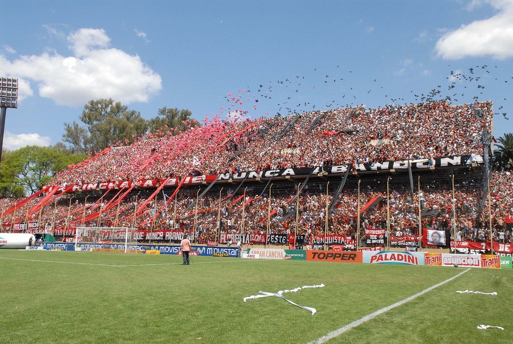 LA ENFERMEDAD QUE CORRE POR MIS VENAS, HOY JUEGA NEWELL'S VOY A ESTAR A SU LADO 🔴⚫️🔇