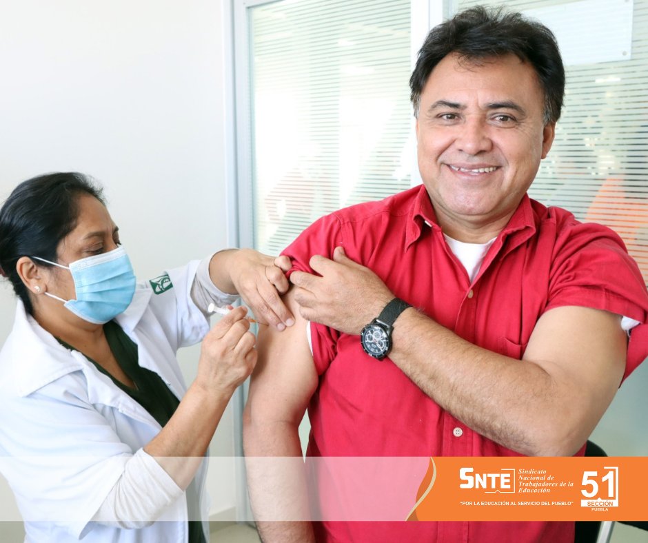R_AlfredoGP's tweet photo. 🟠#UnSindicatoDeServicios🟠
👉Así arrancó la jornada de vacunación en el #SNTE51. 💉Agradezco al personal de salud sus servicios en esta actividad tan importante.
#UnoSomosTodosYTodosSomosUno
#PorLaEducacionAlServicioDelPueblo
#QueAlSNTE51LeVayaBien https://t.co/QWKxuTcsrV