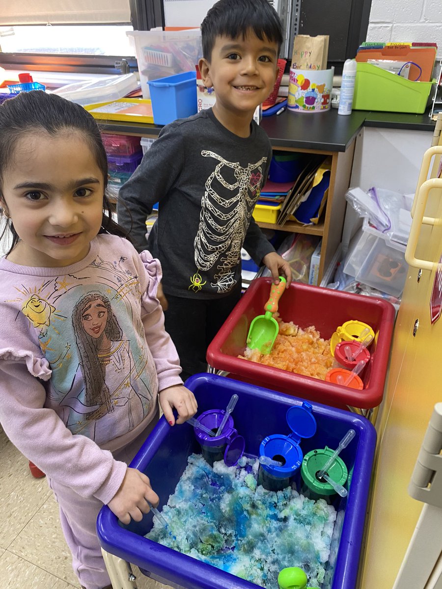 Ms. Cook tweet media