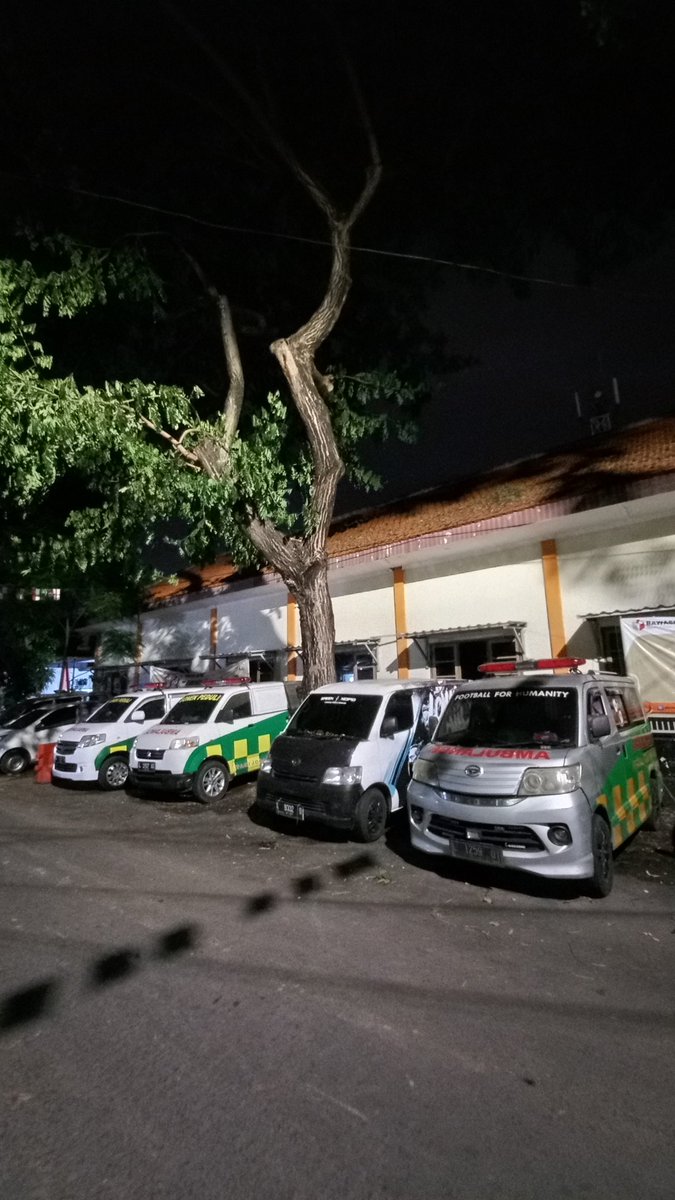 All unit 7x24jam ready gratis untuk masyarakat!
butuh ambulance untuk pasien/jenazah, dalam kota/luar kota dapat hubungi di call center BDRT27 di nomor 0813-1944-1927

#FootballForHumanity
#BonekPeduli