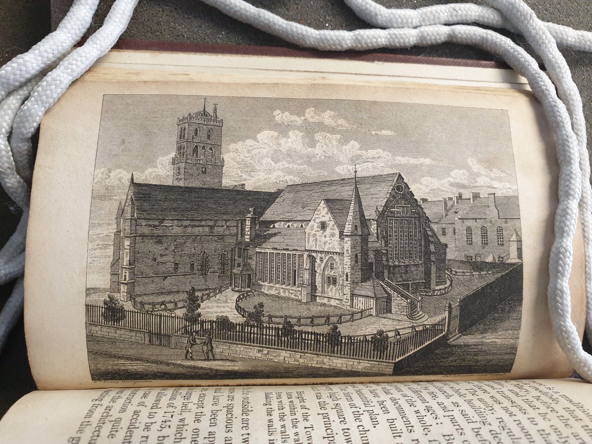 DundeeArchives's tweet image. Directories are a great source of information. They can be useful for many things including Family History. Although many of the early versions only included the more wealthy, later 19th century and 20th century editions contain a wider section of society. 

#FamilyHistoryFriday