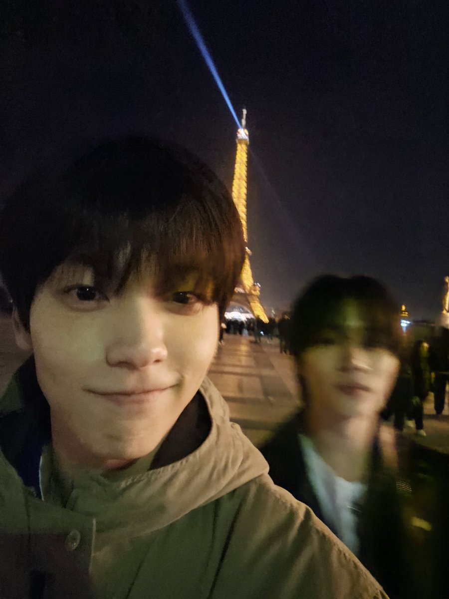 princesexx_'s tweet photo. 와진심으로커플비계만들어두고이런거올릴거같음 내주변염천커플들같애 https://t.co/z9ZJ0E9vhN