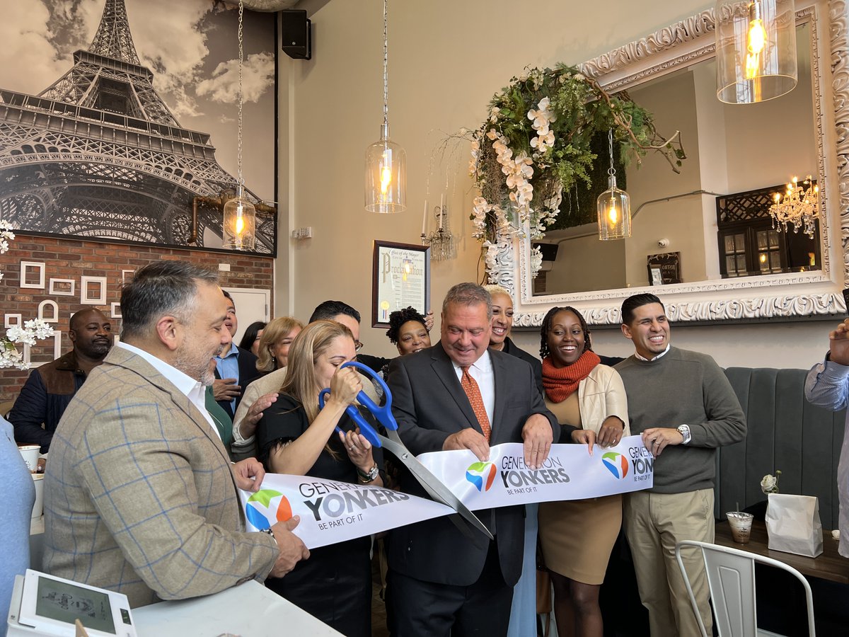 If you haven't heard yet, Mon Amour Coffee & Wine Yonkers is now OPEN! ☕🥐🍷 From brunch with espresso to wine and beer at night, this is the spot you do not want to skip. They'll also be particpating in Yonkers Downtown Restaurant Week 2024. 🥪 📍 40 Nepperhan St, Yonkers