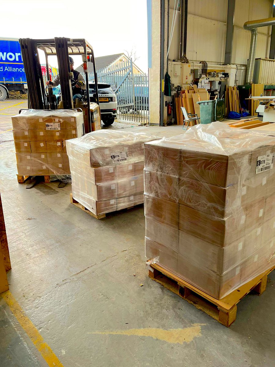 gbmantels's tweet image. New Stuff!!! YEY :)