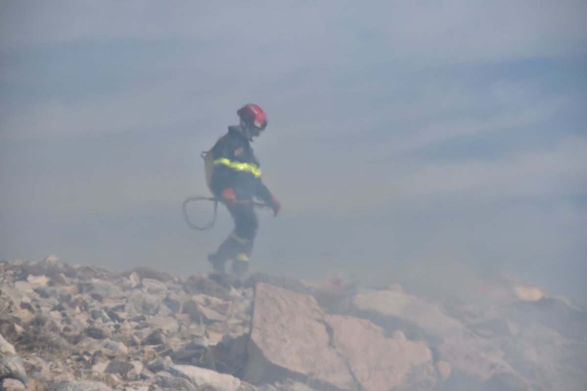 UIISC5CORTE's tweet image. Nos #sapeurssauveteurs 👨‍🚒👩‍🚒de la section Vulcain 11 ont participé à un brulage dirigé aux côtés des #FORSAP sur la commune de Cristinacce. Opération de prévention des risques d&apos;incendie 🔥mais également utile à la préparation opérationnelle de nos personnels.