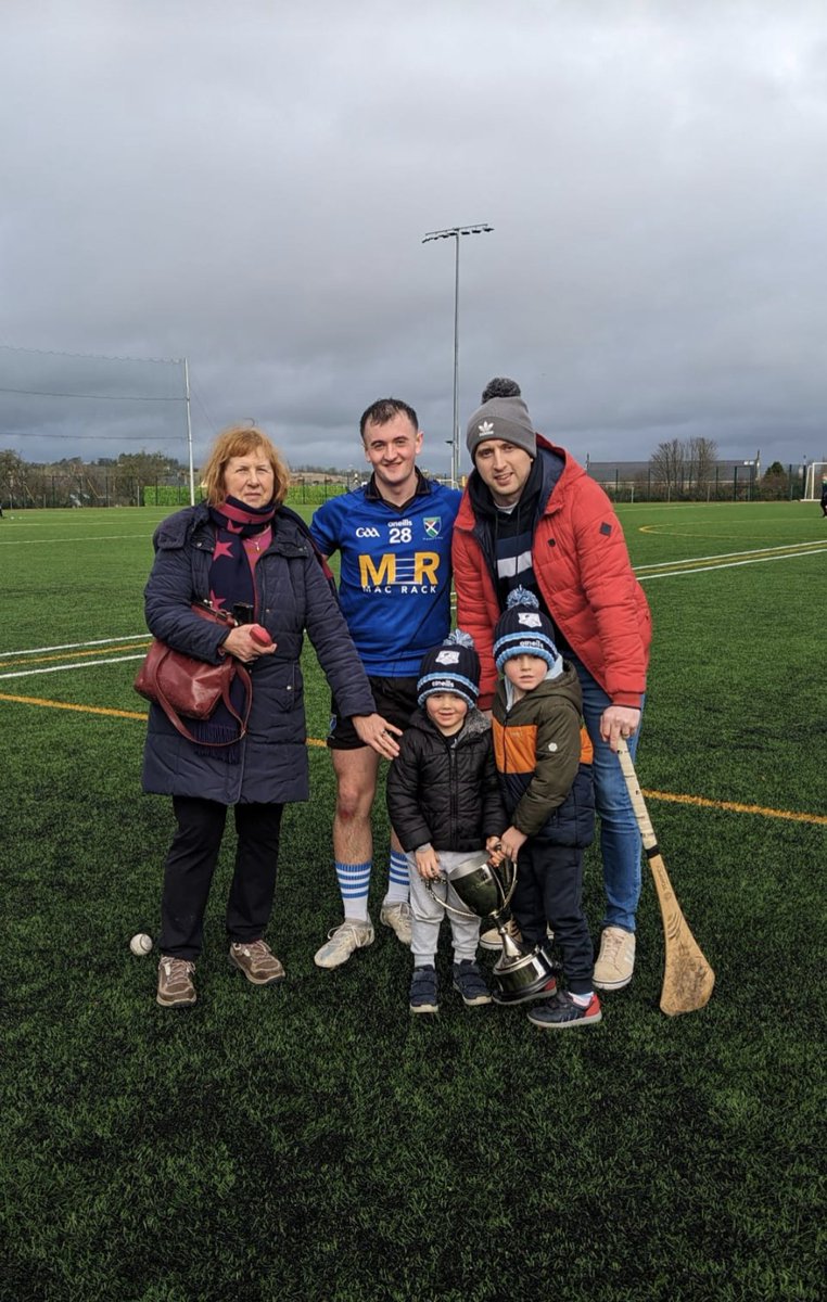 Comhghairdeas le <a href="/GCLuimnigh/">GCLuimnigh</a> on a wonderful win in the Munster final today. Captained by our own Josh Sheehan, pictured here with the Liam O'Cinneide Cup, Liam's wife Anne, son Podge and grandsons William and Andrew.