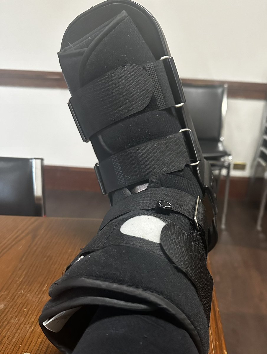 Find out today at 2 o’clock if I can take this stupid boot off! It is not easy walking around the Capital like this  😭😭