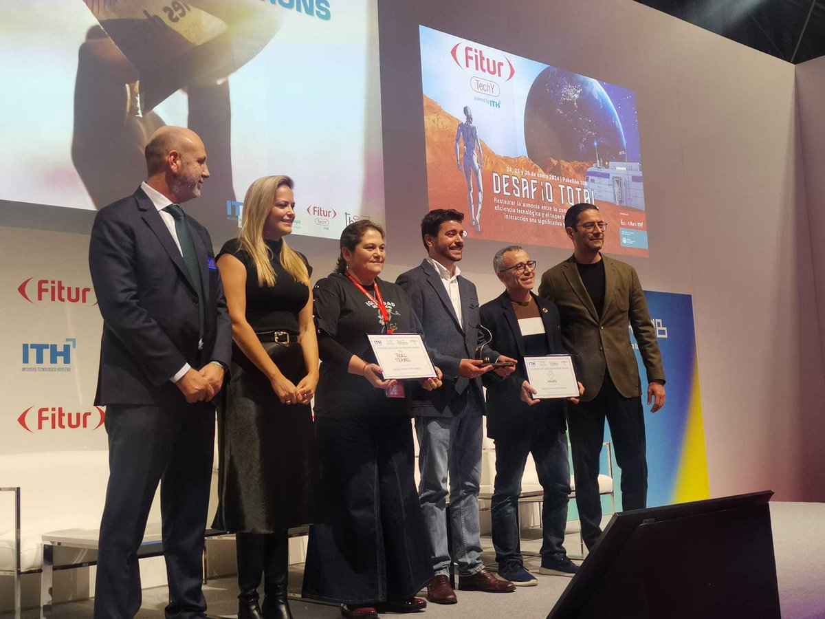 🏆 ¡Ganadores de los #AMTAwards 2024 en #FITURTECHY! Nuestra plataforma FIWOO ha sido reconocida como la mejor solución innovadora en la categoría Gestión Integral del Destino. ¡Gracias a nuestro equipo y partners como @Woover_ES por este logro! 🚀 @ithotelero @AMTSolyPlaya