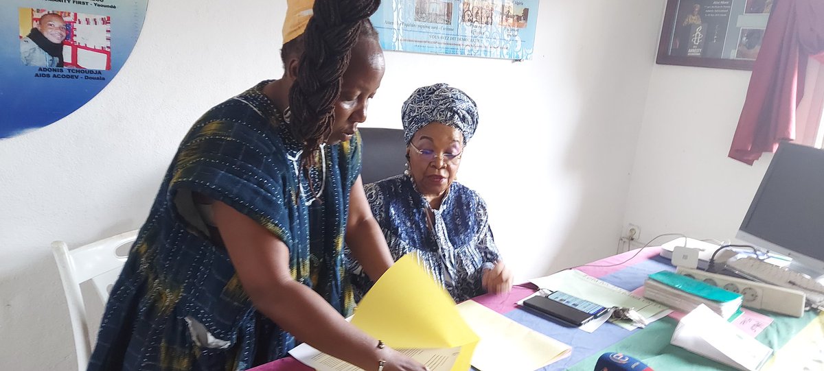 KahWalla's tweet photo. Give a 👏🏿💪🏿👊🏿 to these women who came together in no time to demand justice for victims in Cameroon: 
@montrelz
@rose_tande 
@judithnwana
@africatechie
@AliceNkom
@Klari237
@goldenbrain__8 

Special shout out to @TathiViviane @mvengcaroline &amp; others working directly with victims. https://t.co/T2swovO0NG