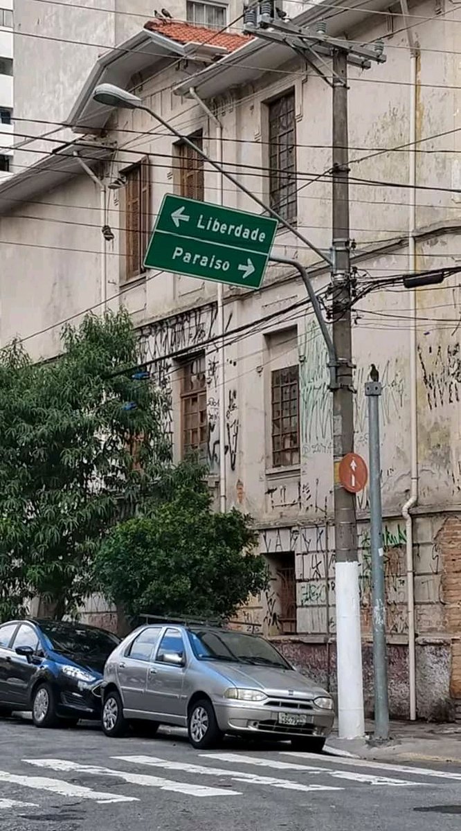 FilosofiaMderna's tweet photo. São Paulo e suas imposições filosóficas https://t.co/mO2OPa8EPm