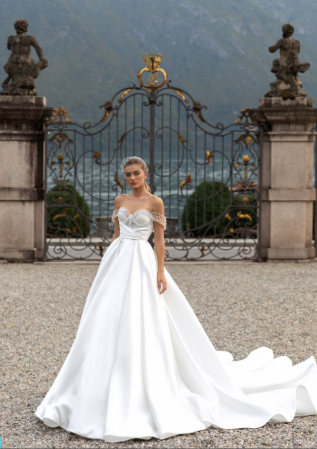lorrainetyne's tweet photo. Embrace the extraordinary! Lorraine Tyne, honored Best of Weddings by The Knot, weaves dreams into custom gowns for your unique love story. Visit https://t.co/tPrMGRzlFC if you are looking for #bridalgownshopsnearme. https://t.co/fwL4FomrXq