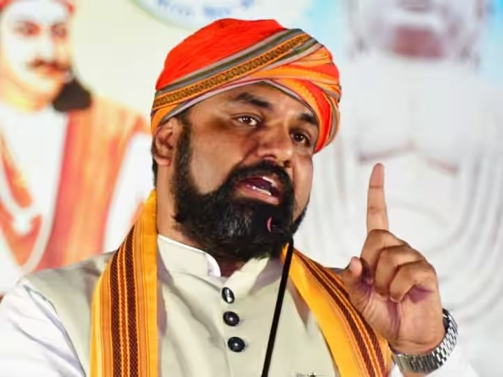 बिहार 😎 

सम्राट चौधरी को बीजेपी नेतृत्व ने दिल्ली बुलाया

मुख्यमंत्री??